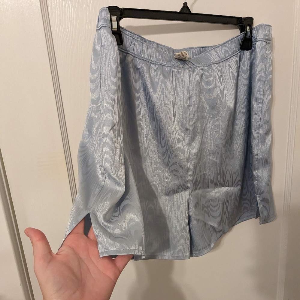 Satin Matching Set - Picture 12 of 13